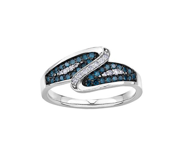 BAGUE EN OR 10K BLANC SERTIE DE DIAMANTS BLEUS ET BLANCS